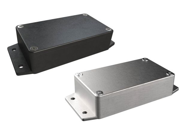 Flanged diecast aluminum electronic enclosure