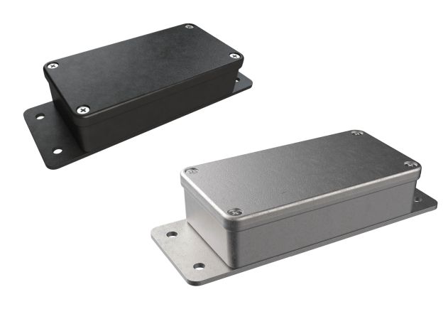 Flanged diecast aluminum electronic enclosure