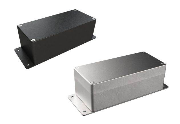 Flanged diecast aluminum electronic enclosure