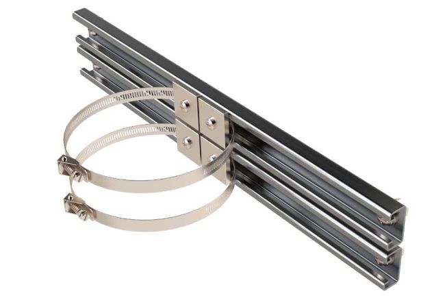 Pole mounting kit